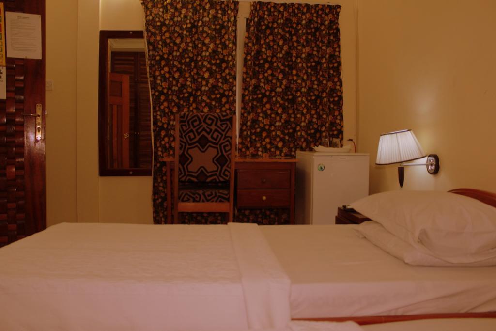 Hotel Loreto Cape Coast Eksteriør billede