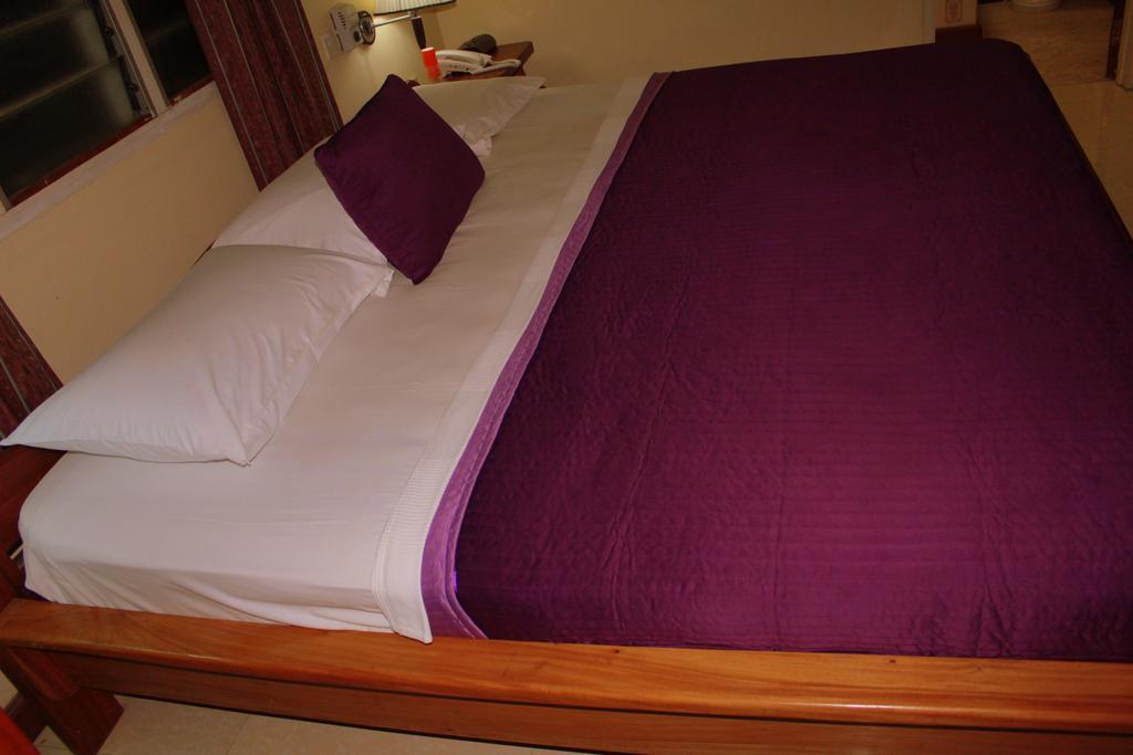 Hotel Loreto Cape Coast Eksteriør billede