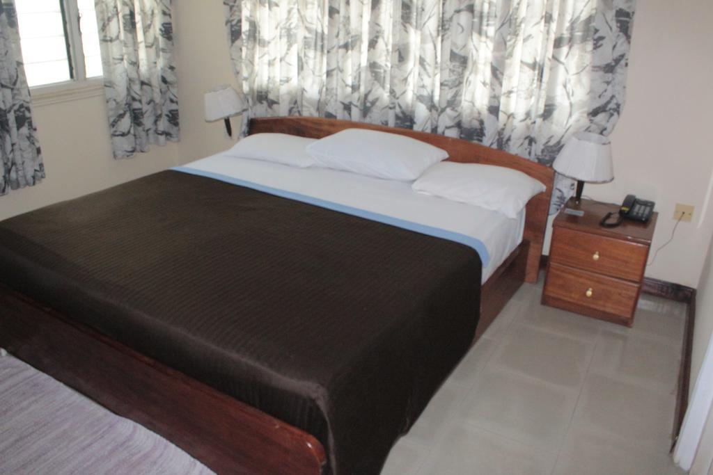 Hotel Loreto Cape Coast Eksteriør billede